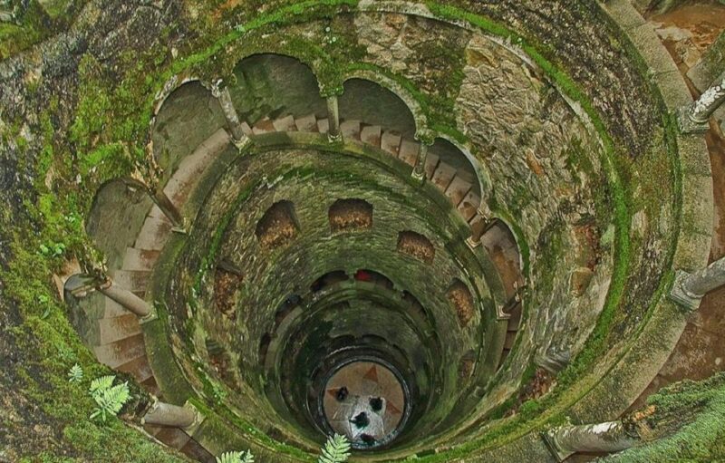 Sintra Beaches & Monuments E-Car Tour With GPS Audio Guide - Beaches and Attractions