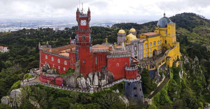 Sintra & Cascais: Full-Day Private Transport From Lisbon - Notable Architectural Sites