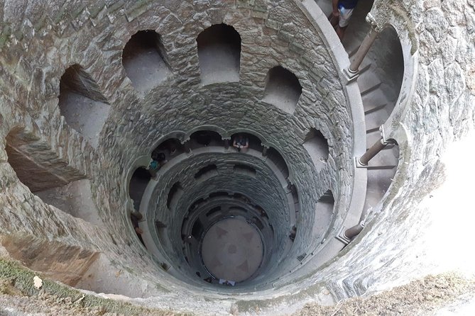 Sintra / Cascais Tour - Destination Highlights
