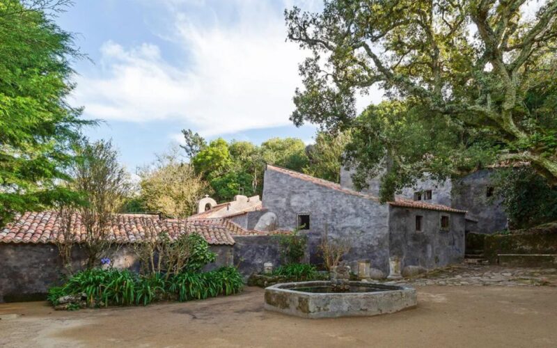 Sintra: Convent of the Capuchos Entry Ticket & Audioguide - Discovering the Hermitages