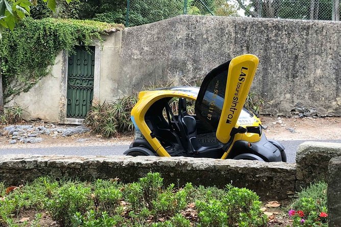 Sintra Gardens Romantic Tour E-Car GPS Guided Audio Route That Informs Amusement - Meeting and Pickup