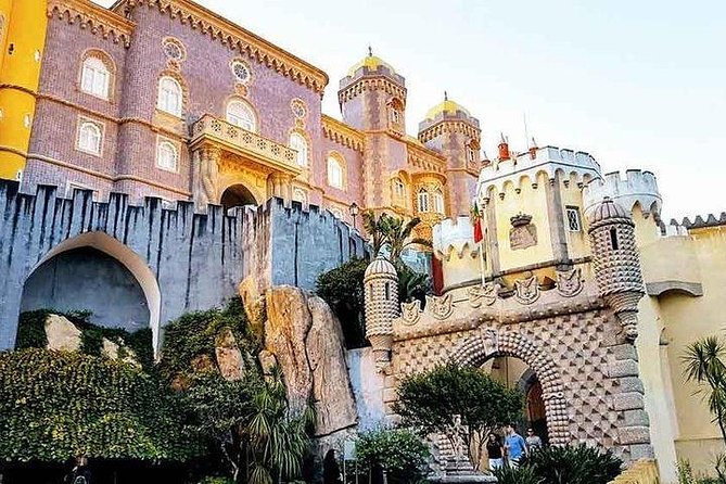 Sintra Half Day Tour * Private Tours * - Visiting Quinta De Regaleira