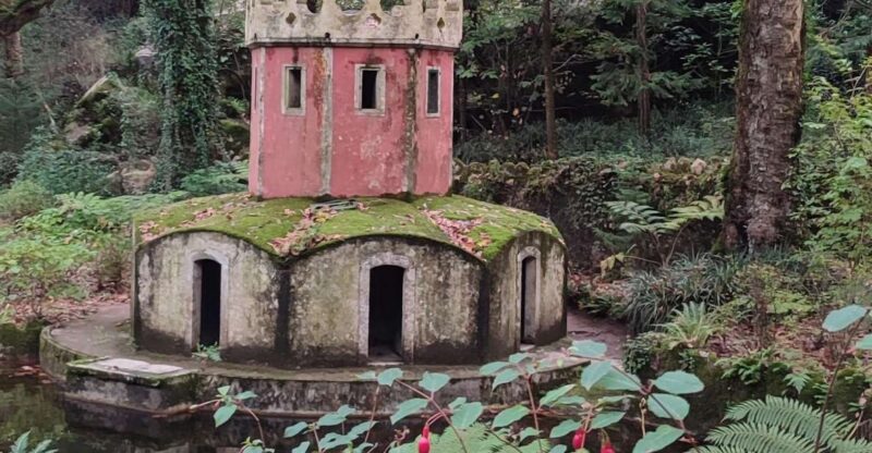 Sintra: Pena Palace and Gardens Guided Tour 4 H + Ticket - Guided Tour of Pena Palace