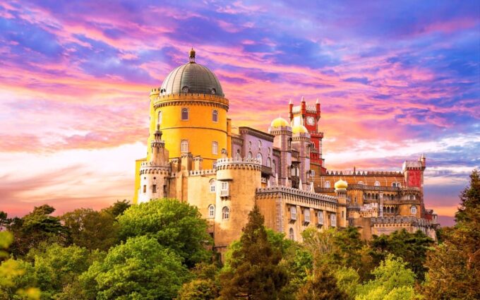 Sintra: Pena Palace, Cabo Da Roca & Cascais, Private Tour - Boca Do Inferno Exploration