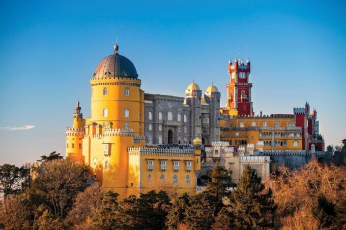 Sintra: Private Tour With Guided Pena Palace Experience - Transportation and Accessibility