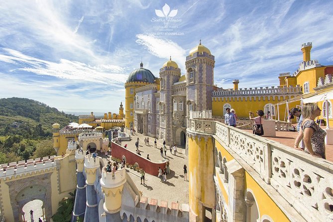 Sintra Private Tour With Pena Palace and Quinta Da Regaleira - Discovering Quinta Da Regaleira