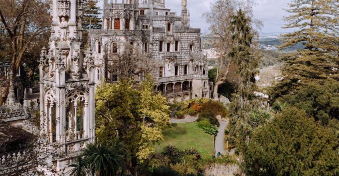 Sintra: Quinta Da Regaleira and Sintra Town Walking Tour - Discovering Sintras Historic Charm