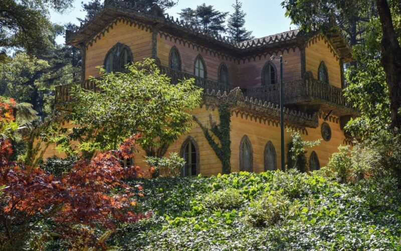 Sintra: Romantic Village Half-Day Guided Tour - Transportation and Meeting Details