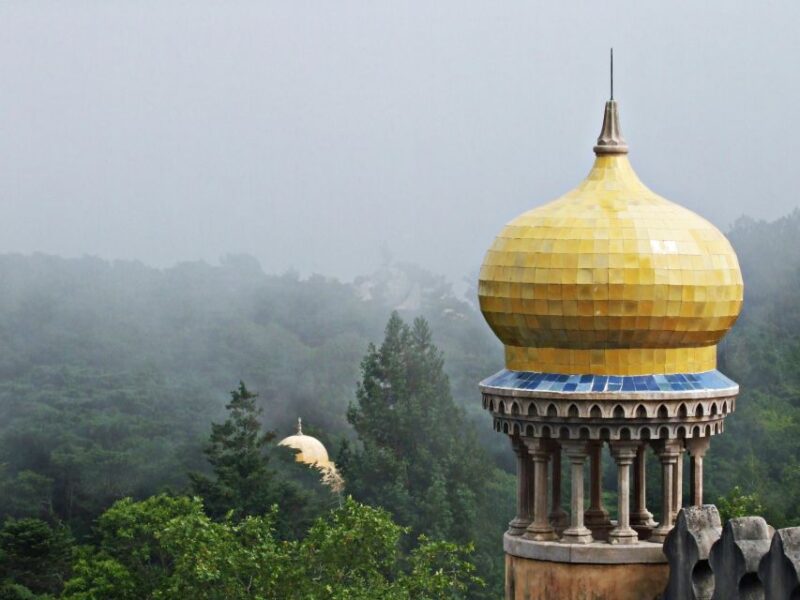 SINTRA: Sintra, The Magical Mountain of the Moon - Inclusions