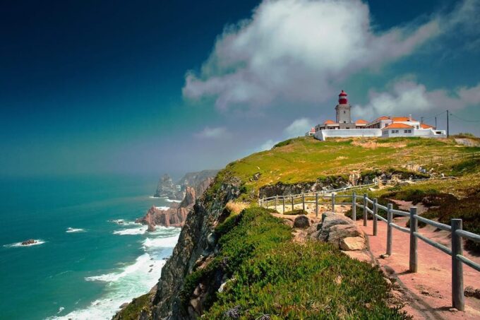 SINTRA, THE ROMANTIC VILLAGE - Guincho Beach and Cascais