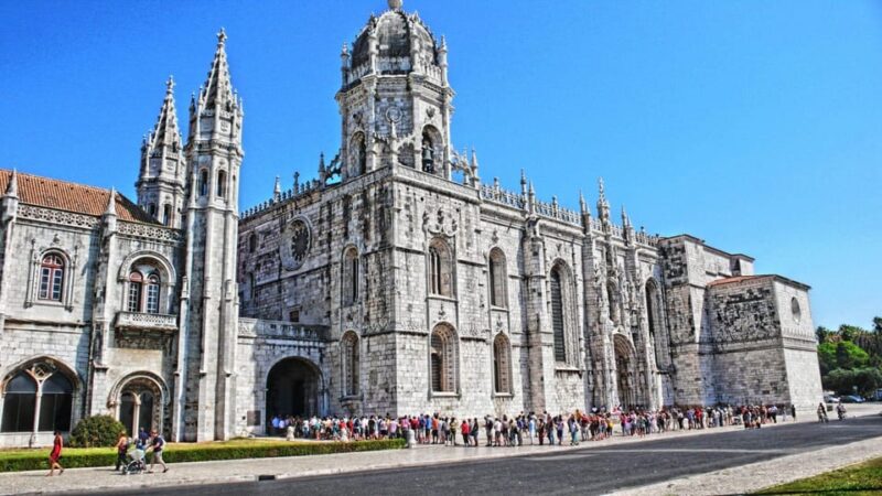 Sintra Tour: Come and Mark the Future by Seeing the Past. - Visit Sintras Historic Center