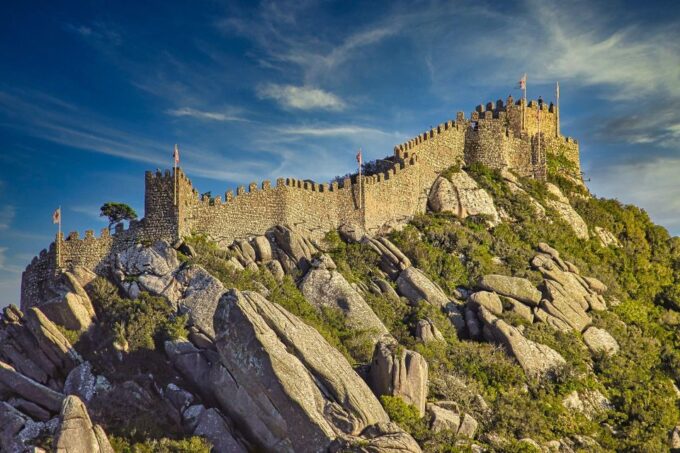 Sintra: Vintage Electric Tuk Tuk Tour, Pena Palace, Coast - Key Stops