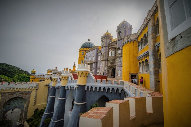 Sintra: Walking Tour With Palace, Castle, and Old Town Visit - Tour Experience
