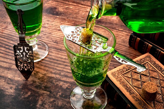 Sip and Saunter: Daytime Cocktail Tour - Savoring Unique Cocktail Creations