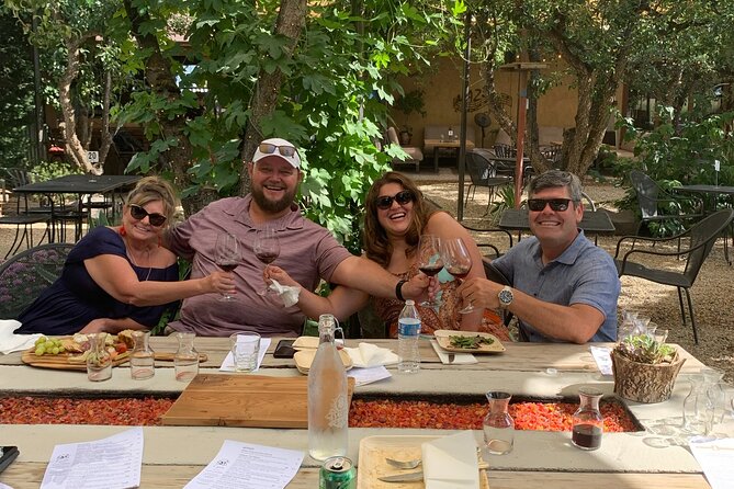 Sip and Savor Award Winning Yakima Valley Wines. - Key Points