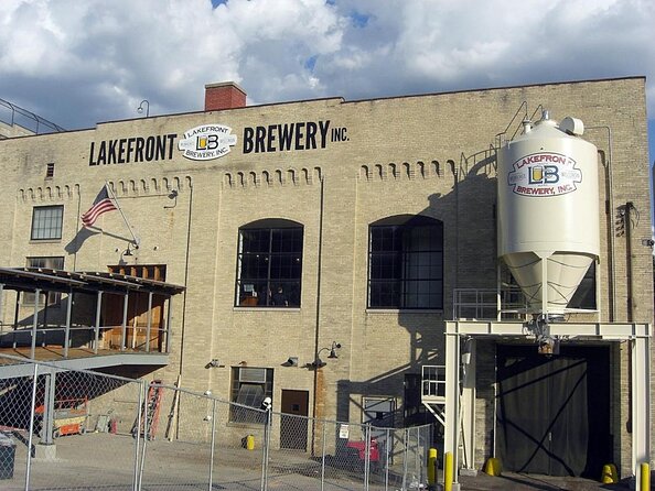 Sip of Milwaukee Guided Brewery Tour With Snack - Key Points