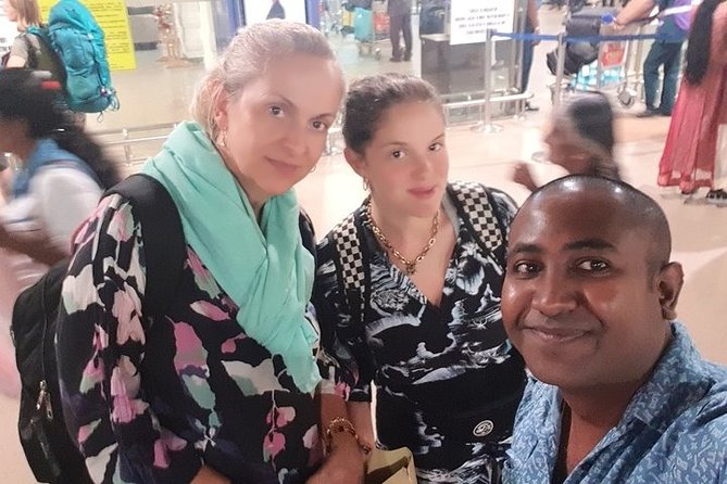 Sir Lanka Airport (BIA CMB) to Negambo City Private Transfer Pickup And Drop - Key Points