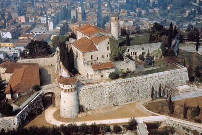 Sirmione Lake Garda & Brescia, Private Guided Tour From Milan - Accessibility and Logistics