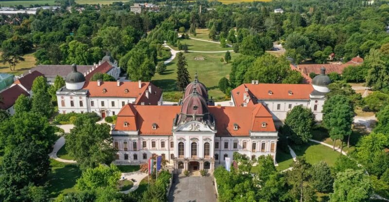 Sissy Palace Tour - Optional Hungarian Horse Show and Lunch - Sissis Royal Palace