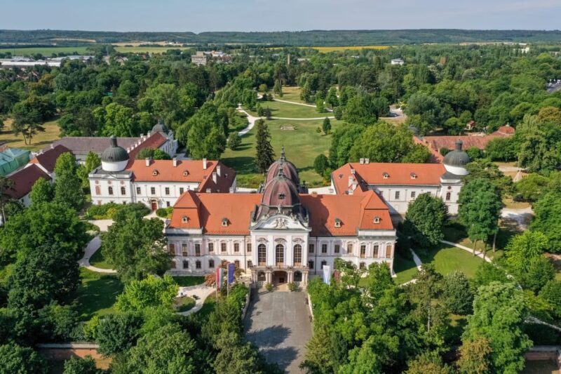 Sissy Palace Tour - Optional Hungarian Horse Show and Lunch - Optional Horse Show