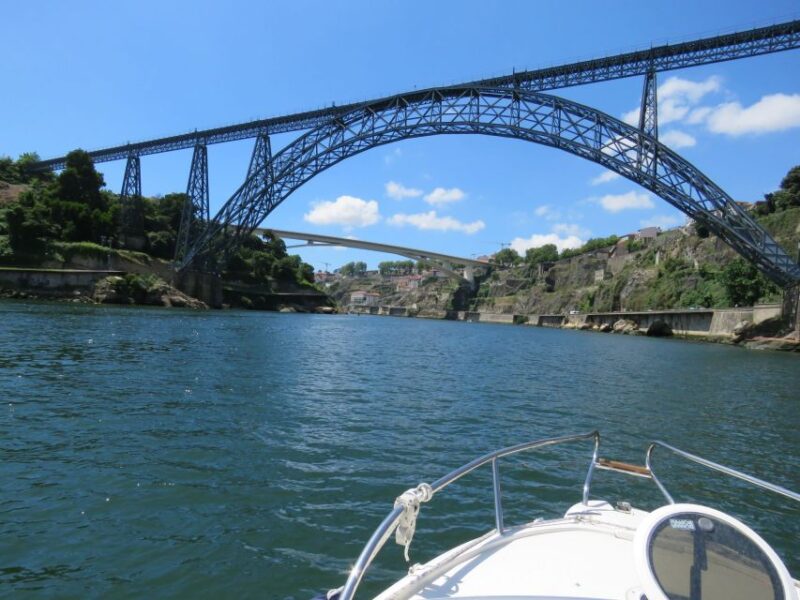 Six Bridges Private Boat Cruise in Porto - Private Boat Cruise