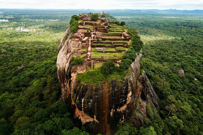 Six-Day Private Tour in Sri Lanka With 3-Star Hotel Stays and HB - Key Points