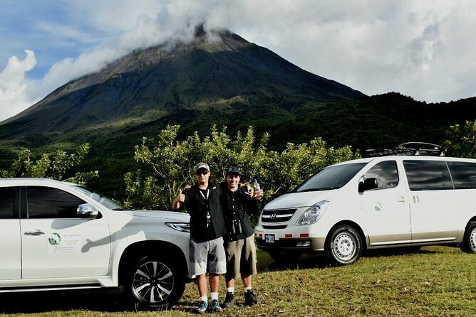 SJO Airport Transfer for 6 People to La Fortuna|Arenal Volcano - Service Features Highlighted