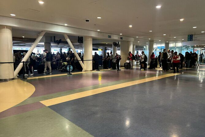 SJU Airport To/From San Juan Hotels, Airbnb, Ports - The Experience: What Makes It Stand Out