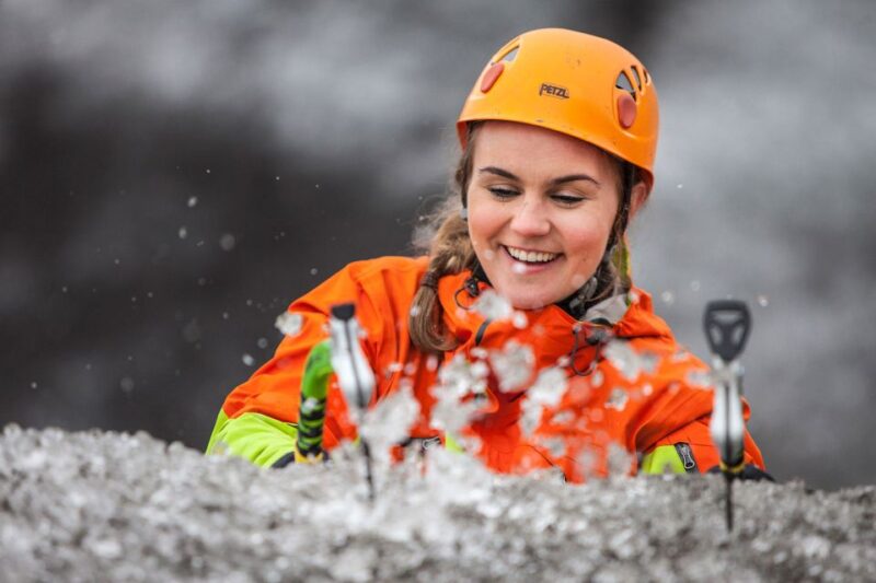 Skaftafell: Glacier Hike and Ice Climbing Guided Experience - Tour Highlights