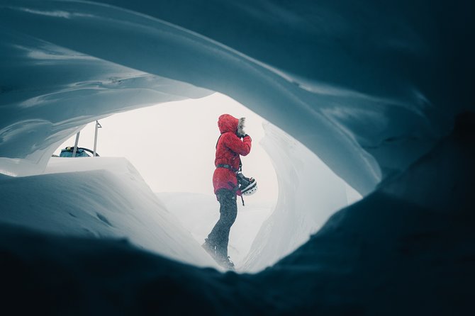 Skaftafell Ice Cave and Glacier Hike - Extra Small Group - Geological Insights