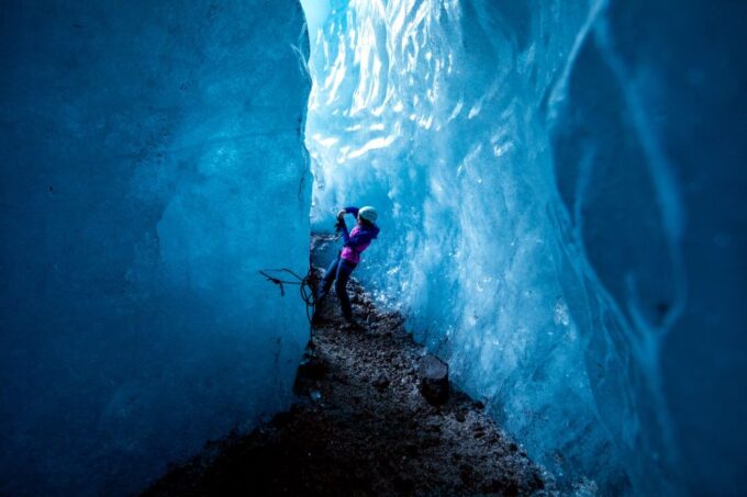 Skaftafell: Ice Cave Tour and Glacier Hike - Tour Availability Checking