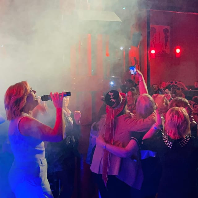 Skandalas Karaoke - With Skarlett Skandal - Price and Duration