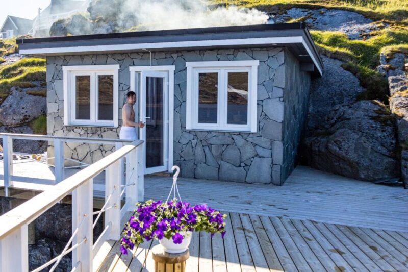 Skarsvåg: Arctic Sauna & Ice Bathing in the Barents Sea - Key Points