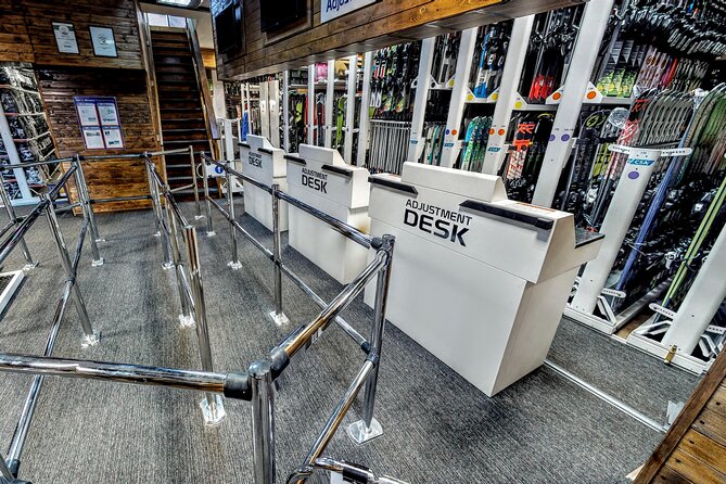 Ski and Snowboard Equipment Rental in Bansko - Customer Reviews