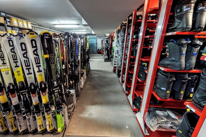 Ski and Snowboard Equipment Rental in Bansko - Meeting Point and Pickup