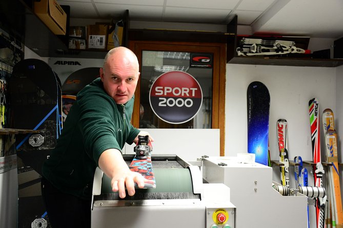 Ski and Snowboard Equipment Servicing in Bansko - Booking and Pricing