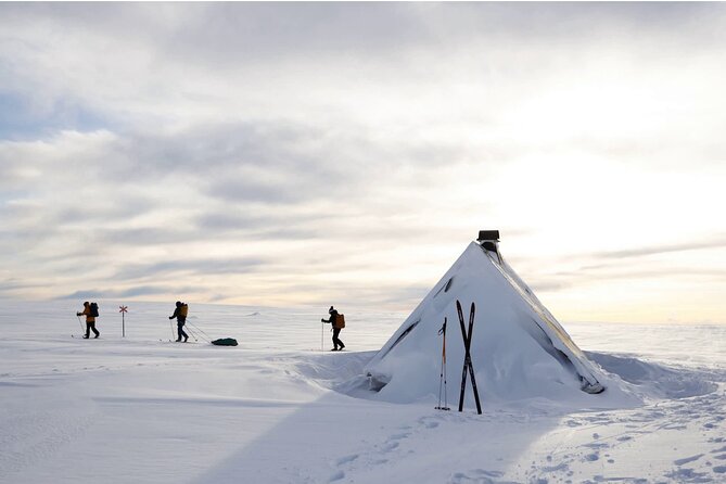 Ski Touring and Winter Fun in Fulufjallet Mountain Plateau - Key Points