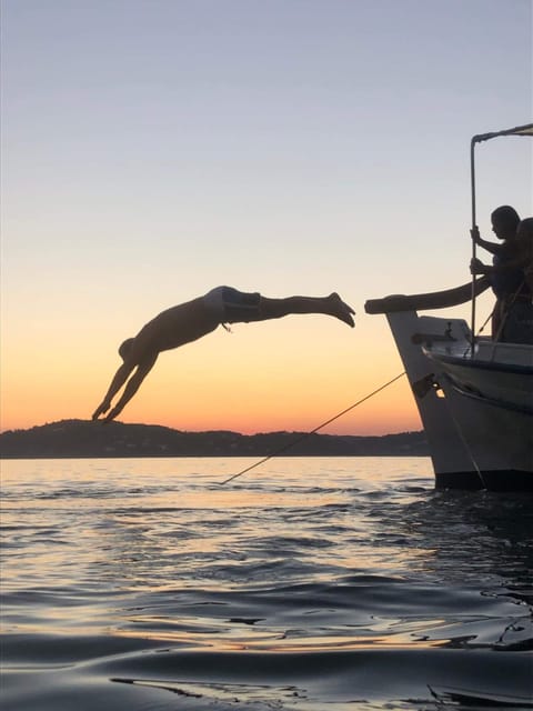 Skiathos: Boat Cruise With Dinner & Sunset Viewing - Customer Reviews