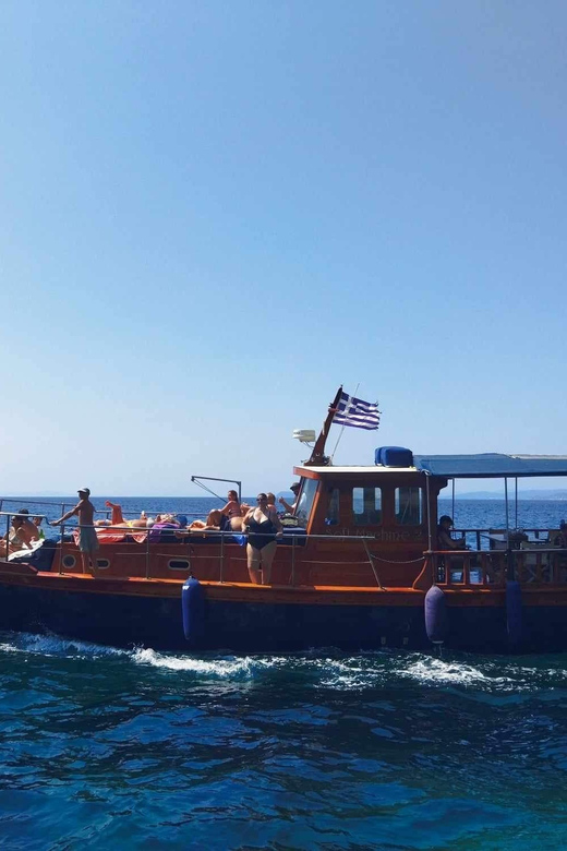 Skiathos: Traditional Boat Cruise With Swim Stops & Lunch - Onboard Amenities