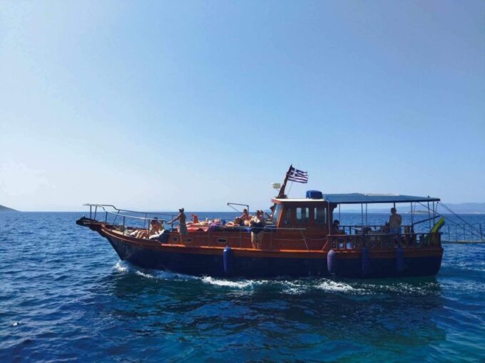 Skiathos: Traditional Boat Cruise With Swim Stops & Lunch - Suggested Packing Items