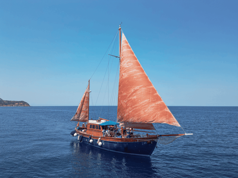 Skiathos: Wooden Sailboat Full- or Half-Day Trip With Meal - Safety and Crew