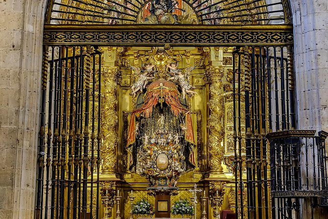 Skip the Line Admission Ticket to Cathedral of Segovia - Visiting the Episcopal Palace