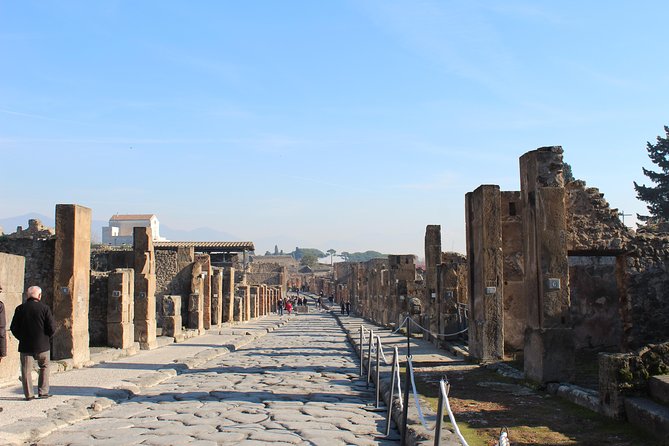 Skip-The-Line Ancient Pompeii Archaeological Site Small Group Tour - Meeting and Pickup