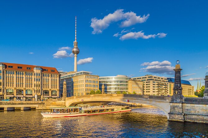 Skip-the-line Boat Cruise and Berlin's Old Town Guided Tour - Booking and Cancellation Policy
