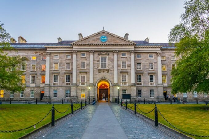 Skip-the-line Book of Kells and Old Town Private Tour - Ticket Information