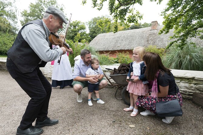 Skip the Line: Bunratty Castle and Folk Park Admission Ticket - Discovering the Reconstructed Irish Village