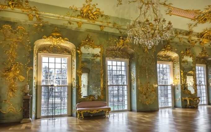 Skip-the-line Charlottenburg Palace Private Tour & Transfers - Flexible Tour Duration