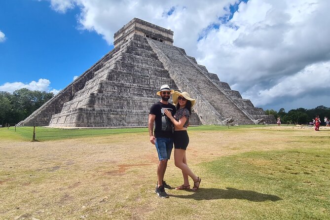 Skip the Line Chichen Itza Private Tour, Sacred Cenote & Lunch - Guided Tour of Chichen Itza