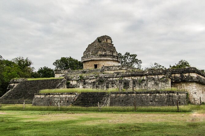 Skip the Line Chichen Itza Private Tour, Sacred Cenote & Lunch - Exploring the City of Valladolid