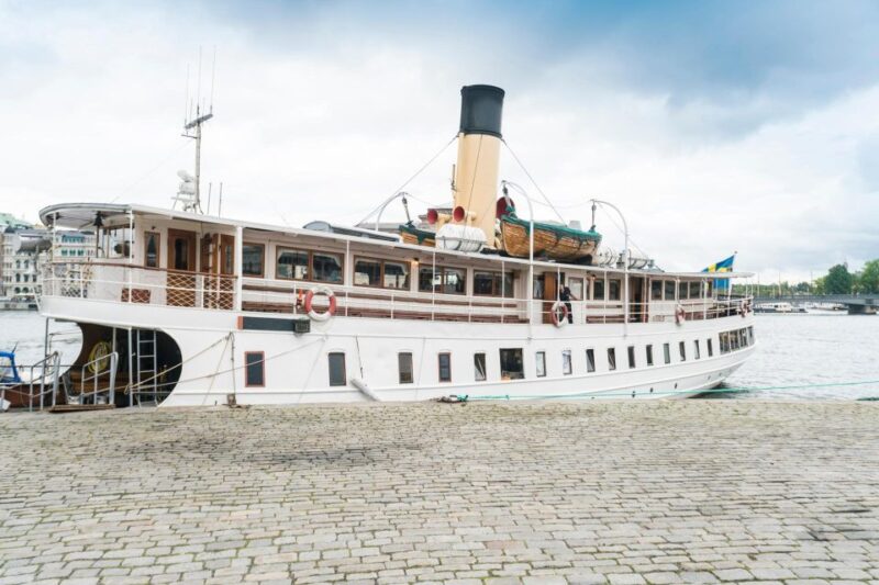 Skip-the-line Drottningholm Palace Stockholm Tour by Ferry - Experience Highlights